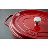 Cocotte en fonte ronde 24 cm cerise - Visuel 2